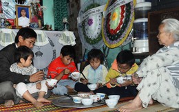 Đau lòng 4 trẻ mồ côi