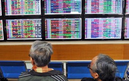Đầu năm, VN-Index giảm còn 350 điểm