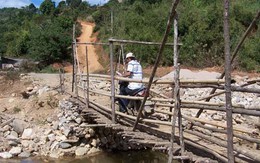 Cầu xuống cấp, dân bị cô lập