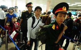 Đi máy bay: nên đến trước ba giờ