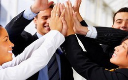 Làm quản lý nhà hàng khách sạn, bắt đầu từ đâu?