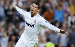 Lập hat-trick, Ronaldo đòi lại ngôi đầu