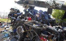 Mexico: xe tải đâm xe buýt, 43 người chết