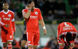 Benfica "trao" chức vô địch sớm cho Porto