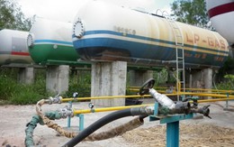 Hé lộ đường dây buôn bán gas lậu lớn