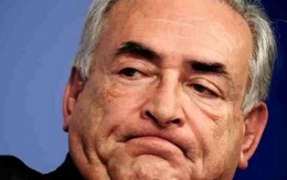 Strauss-Kahn kiện cô hầu phòng bồi thường 1 triệu USD