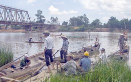 2 người chết khi ngăn cản nhóm trộm cát