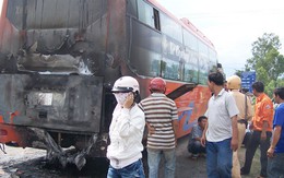 Cháy xe khách trên đường Hồ Chí Minh