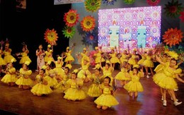 Chương trình ca múa nhạc "Chúng em tiếp bước theo Đoàn"