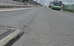 Cầu Rạch Chiếc lún sụt