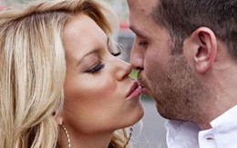 Vợ Van der Vaart hy sinh "sex" vì chức vô địch