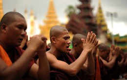 Myanmar ban bố giới nghiêm sau bạo loạn