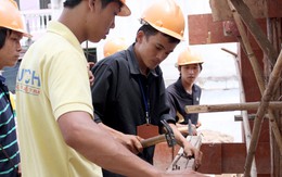 Đại học chạy đua tuyển trung cấp