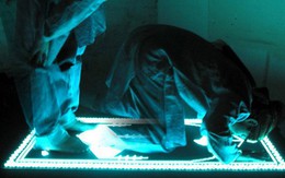 Thảm cầu nguyện phát sáng