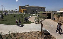 Israel xây trường học chống tên lửa