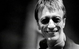 Robin Gibb bị theo dõi vì đe dọa giết người