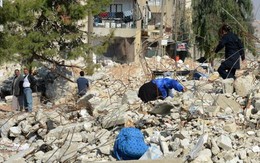 Syria không kích quân nổi dậy