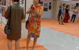 Thất vọng với một triển lãm tranh "quốc tế"