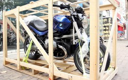 "Đập thùng" BMW R1200R 2013 mới về TP.HCM
