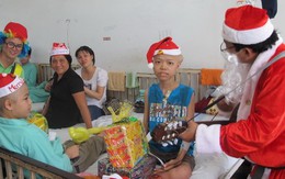 Ông già Noel biết hát
