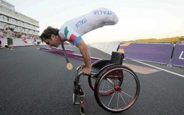 Nỗ lực vàng của vận động viên mất hai chân