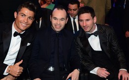 Sao không là Iniesta?