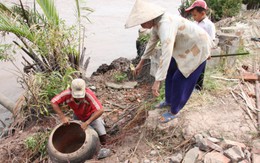 2 năm, 50ha đất lở xuống sông