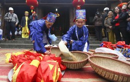 Tưng bừng lễ hội thổi cơm