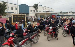 Đưa nhà máy về làng