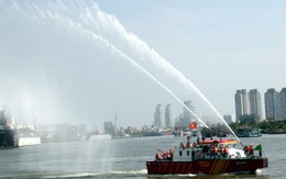 TP.HCM có tàu chữa cháy hiện đại