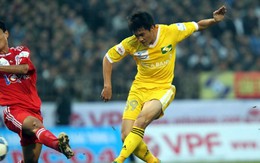 Đá muộn, ba chủ nhà cùng thắng