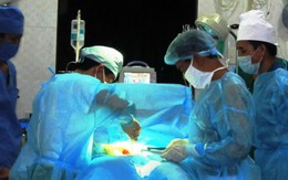 Quân y Trường Sa cứu kịp thời một ngư dân bị nạn