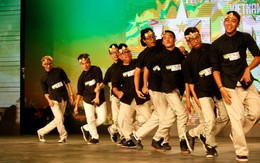 Tìm kiếm tài năng: Gặp gỡ những chàng trai đeo nơ!