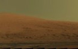 "Tò mò" chụp hình ảnh mới nhất của núi lửa Mount Sharp