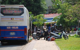 "Bến xe mini" mọc đầy trong nội thành