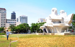 Đà Nẵng dựng tượng Đất lành chim đậu
