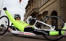 Đi 644 cây số trên xe đạp dành cho người khuyết tật