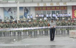 Nghi cô gái bị hiếp dâm tập thể, dân kéo đi biểu tình