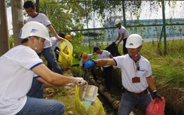 Công nhân vệ sinh và trang phục mới?