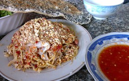 Gỏi cá suốt Tuy Phong