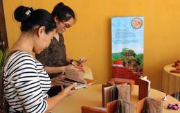 Quảng bá Mỹ Sơn bằng cẩm nang hình viên gạch