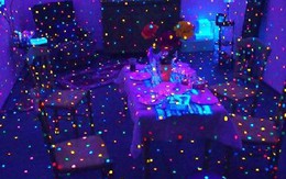 "Nữ hoàng chấm bi" triển lãm tại VN