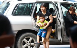Con trẻ ngáp ngắn ngáp dài đi thi vào lớp 1