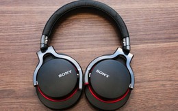 Từ headphone Sony MDR-1, Sennheiser HDVD 800 đến Integra DTR-30.5