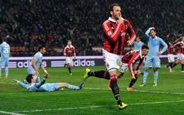 AC Milan đại thắng 10 người Lazio