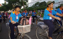 "Bút sáng miền Tây" lên đường