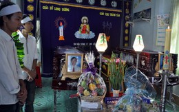 Nỗi đau xé lòng dưới chân núi Dinh