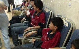 Ăn ở trường, 386 học trò Trung Quốc đi cấp cứu