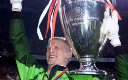 Thủ môn huyền thoại Peter Schmeichel đến Việt Nam