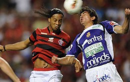 Menezes gọi Ronaldinho, loại Robinho và Kaka